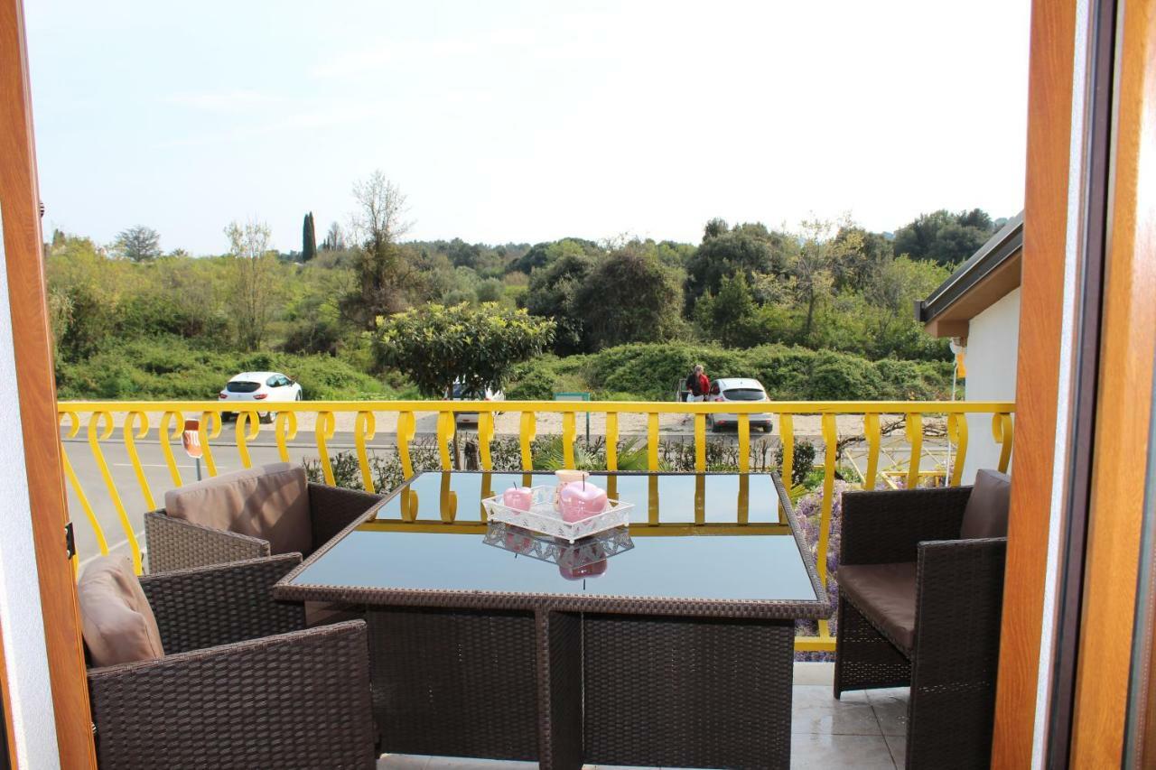 Apartman Sasa Rovigno Esterno foto